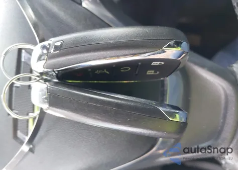 2020 Chevrolet Equinox Fwd Lt 2.0L Turbo from USA, damaged, VIN 2GNAXLEX2L6179684